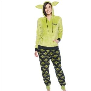 Mad Engine Star Wars Yoda Womens Pant Pajama Set
